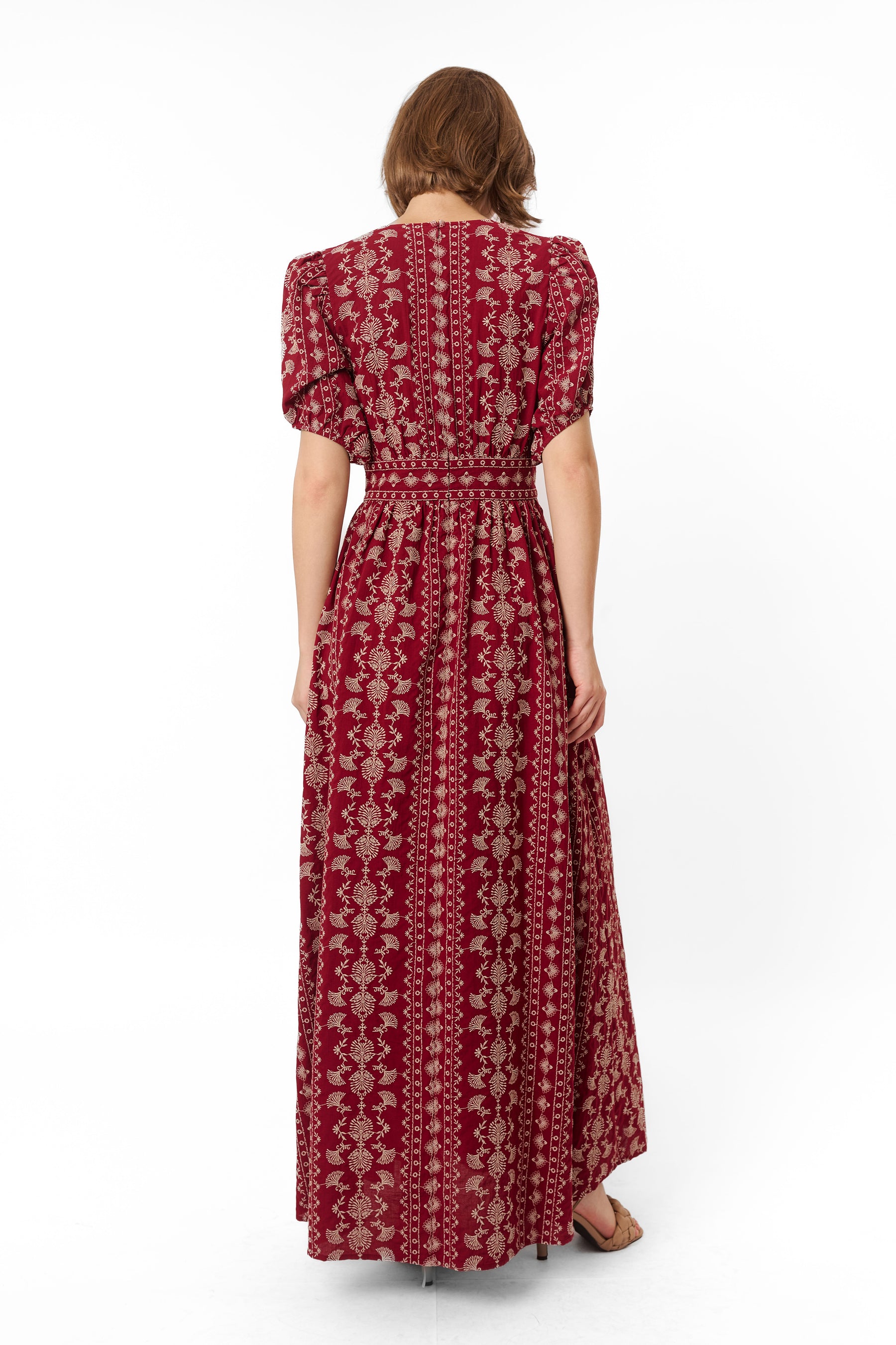 JIHAN Dress in Cengkeh Maroon