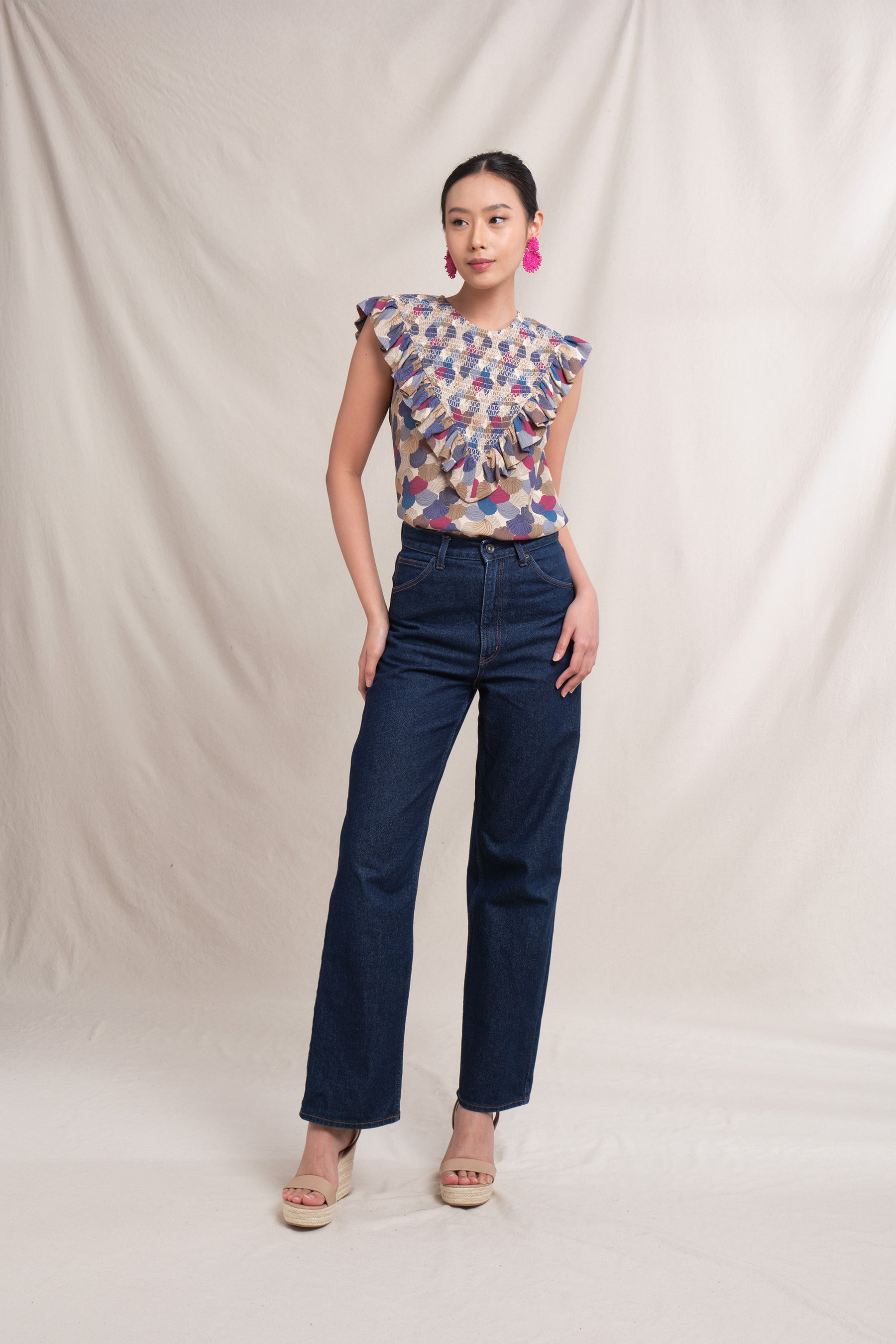 JILL Top in Beige Kepah