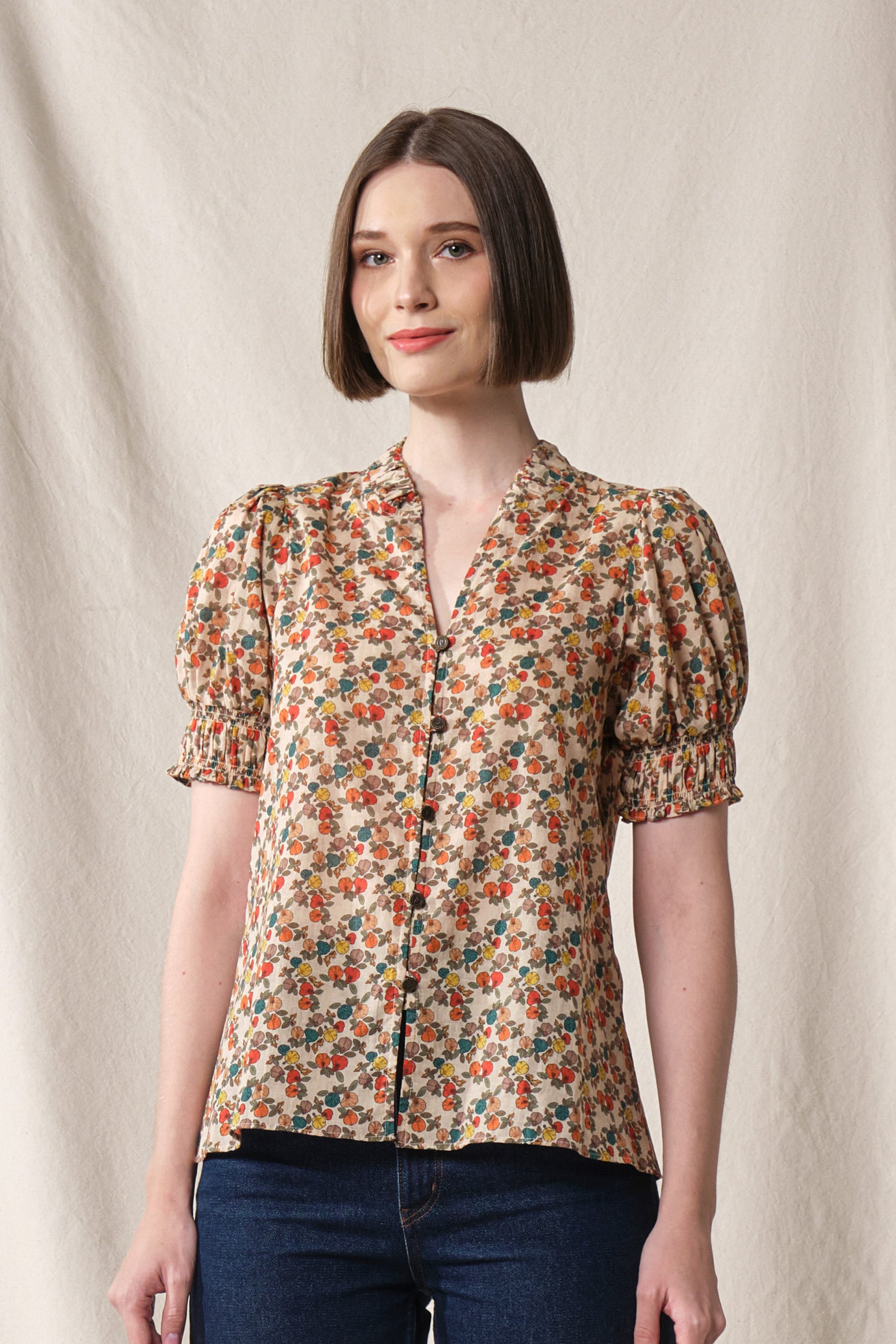 KALA Top in Beige Telang