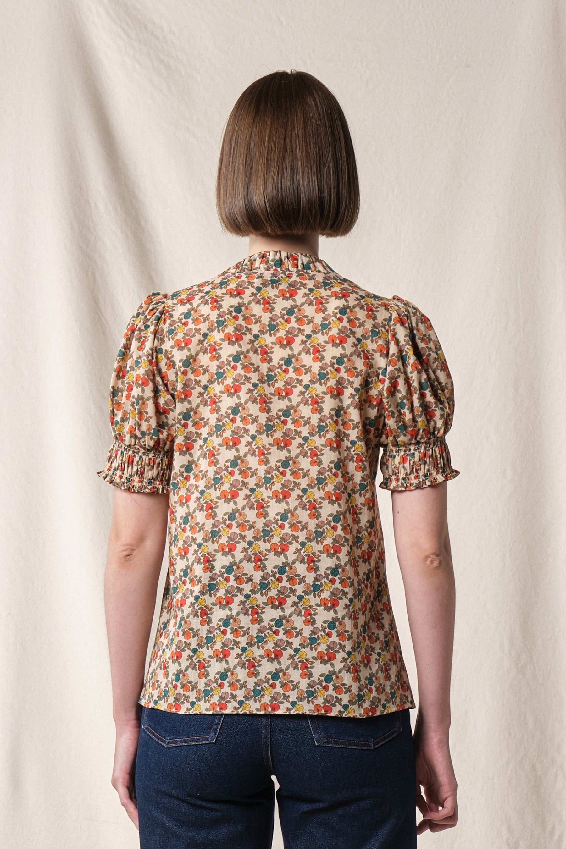 KALA Top in Beige Telang