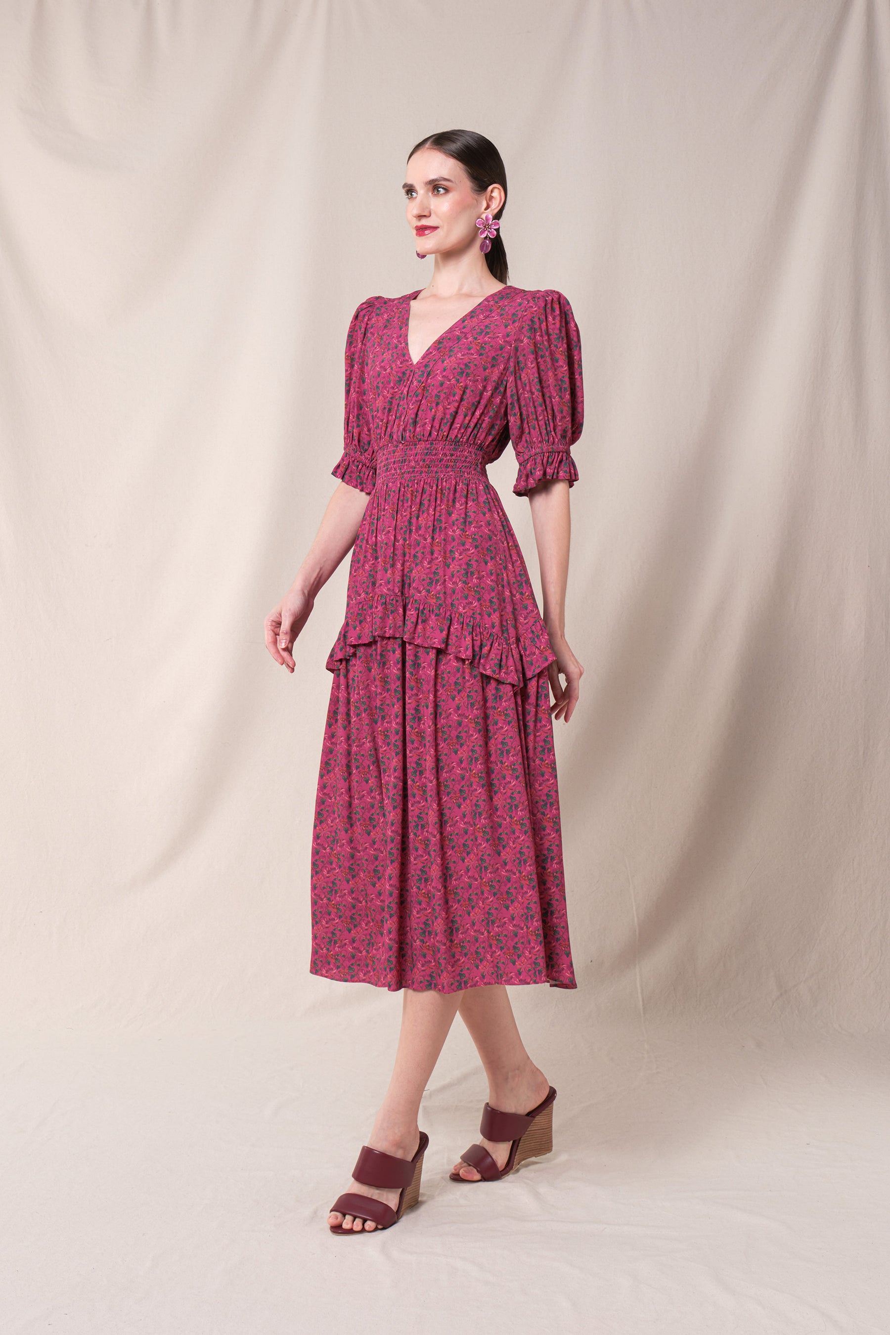 KIMY Dress in Pink Serunai