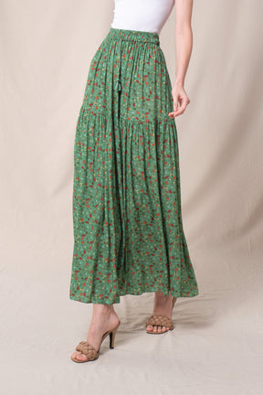 LANY Skirt in Green Kelana