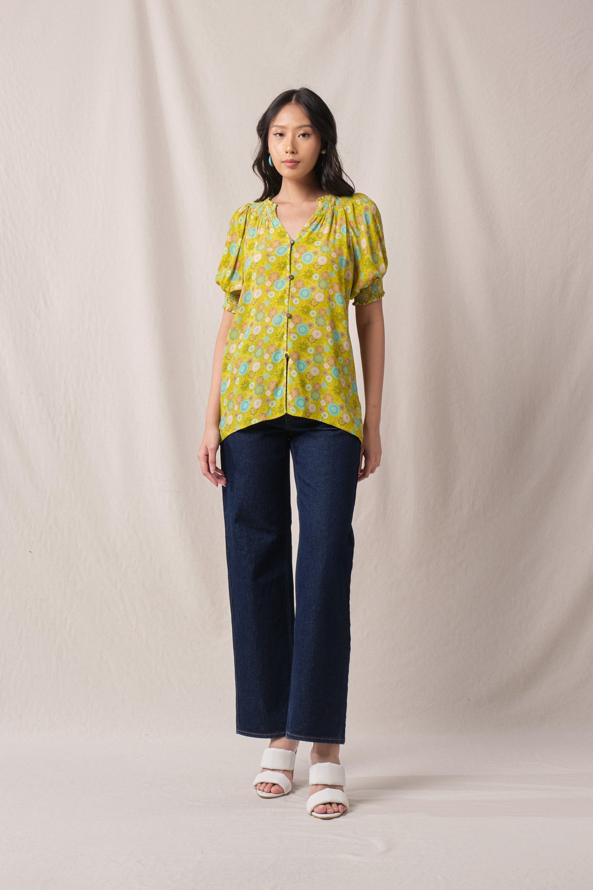 MADDY Top in Green Tedung