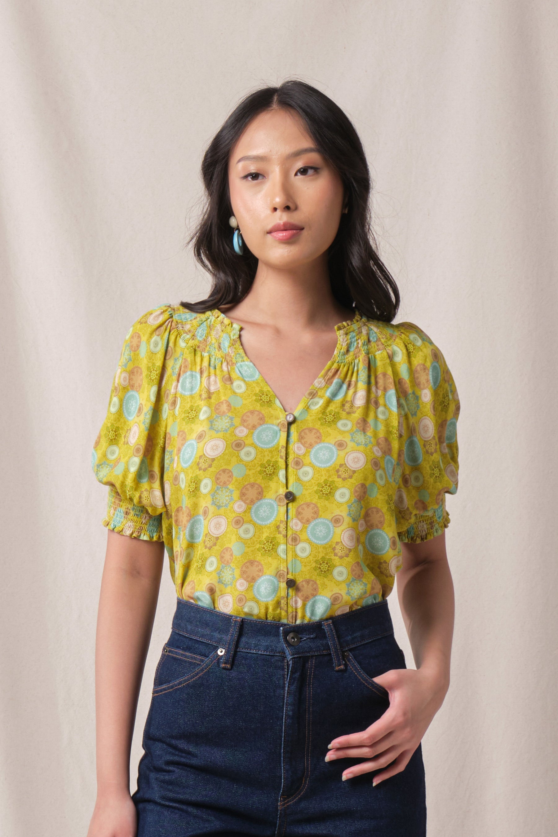 MADDY Top in Green Tedung
