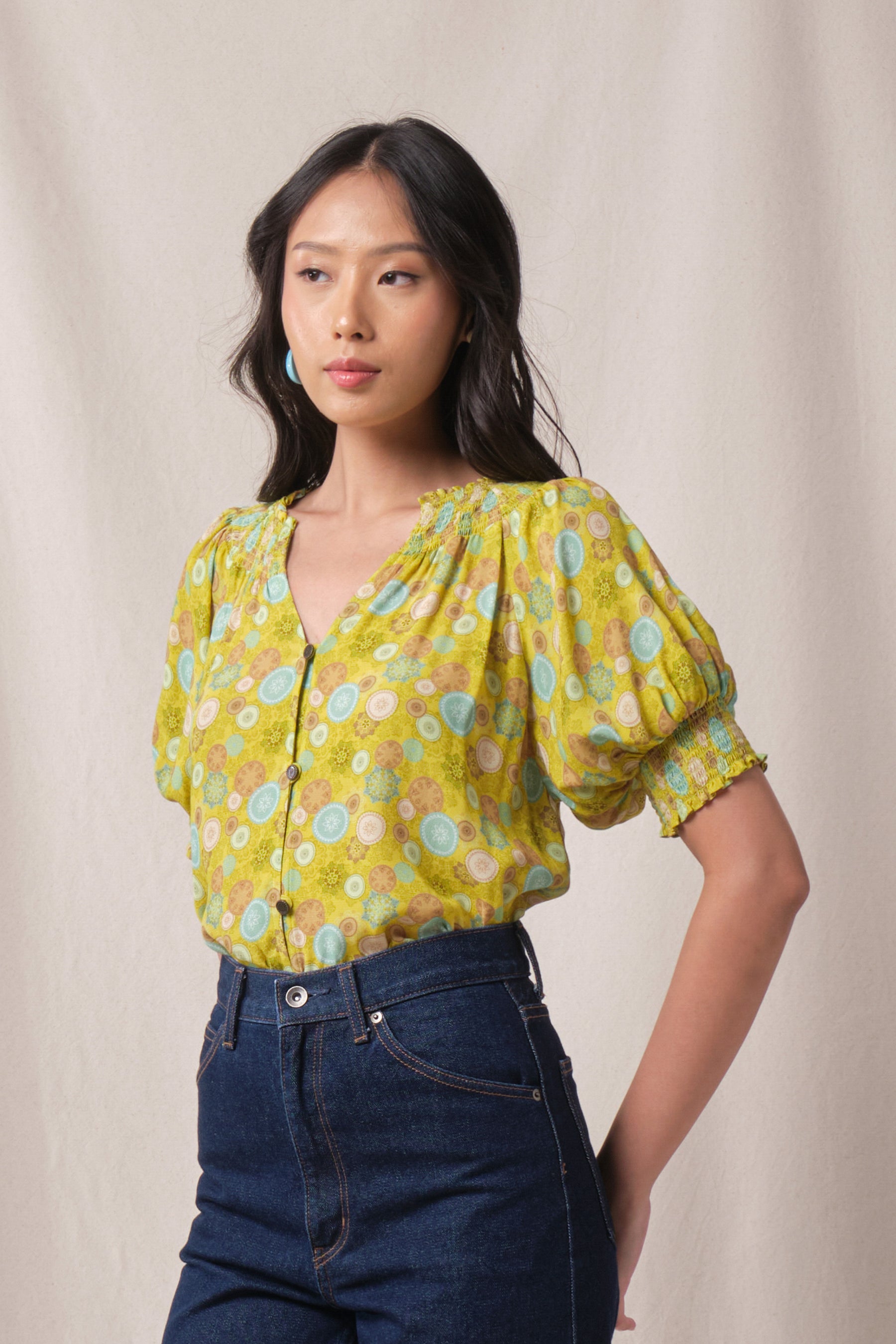 MADDY Top in Green Tedung