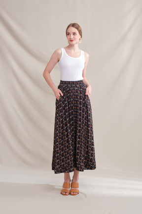 MIRA Skirt in Black Saeran