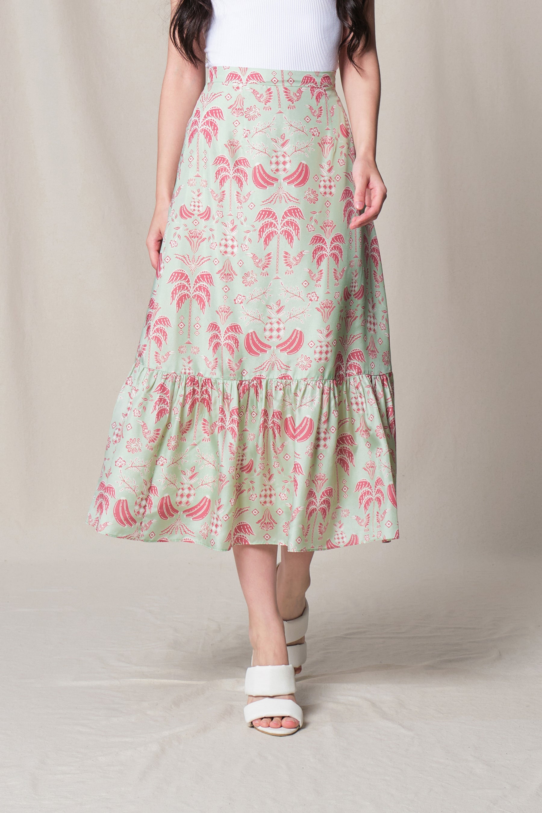 NAVA Skirt in Green Colada