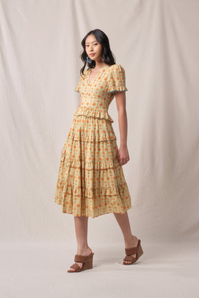 NICOLE Dress in Beige Penjor