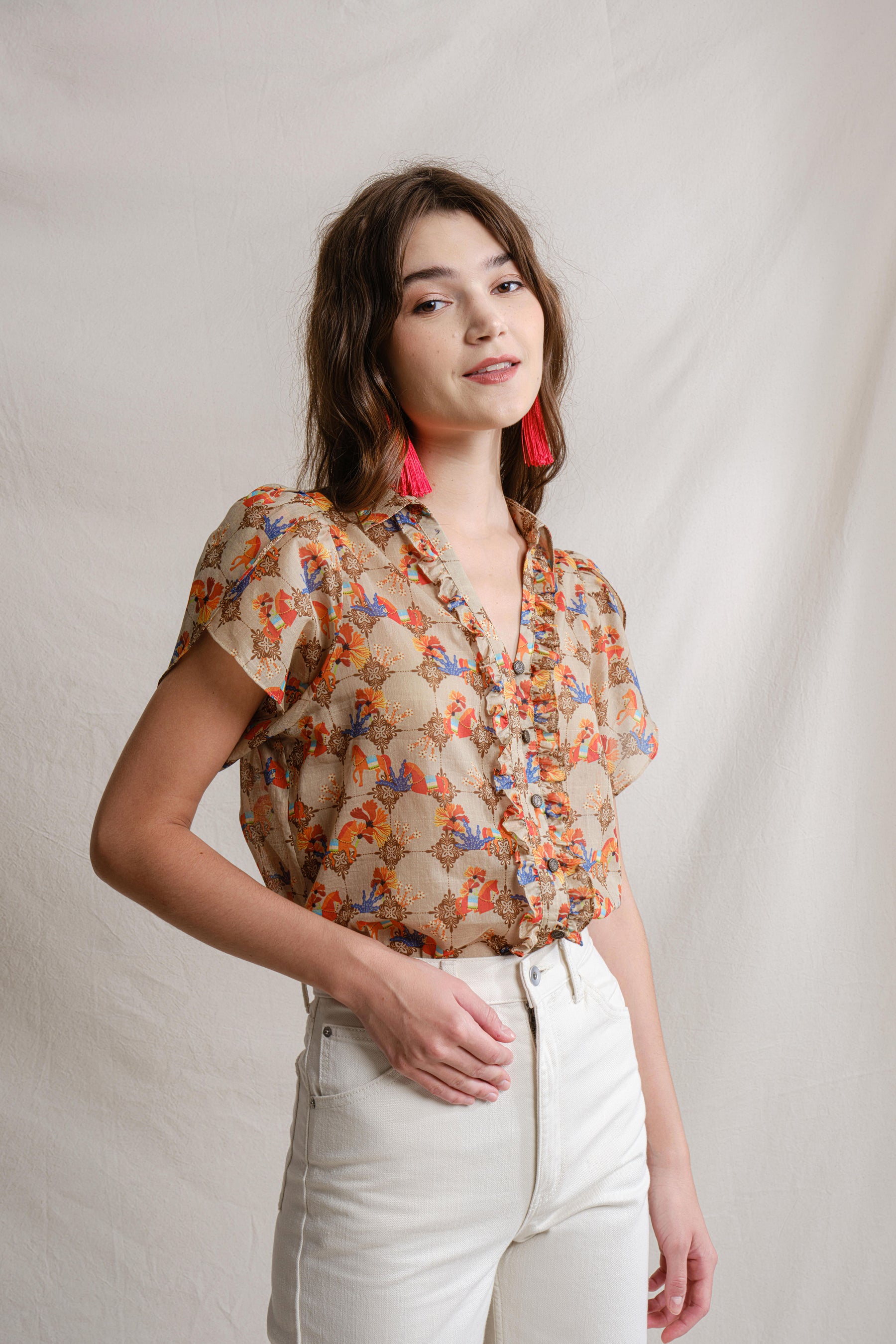 NIKA Top in Beige Pasola