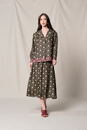 PAMELA Outer in Black Sumpang