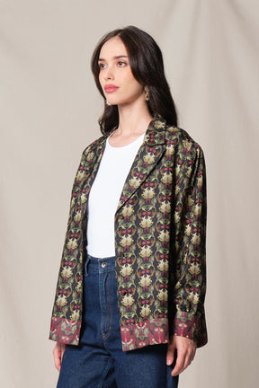 PAMELA Outer in Black Sumpang