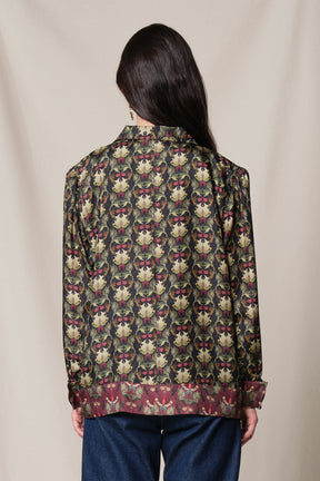 PAMELA Outer in Black Sumpang