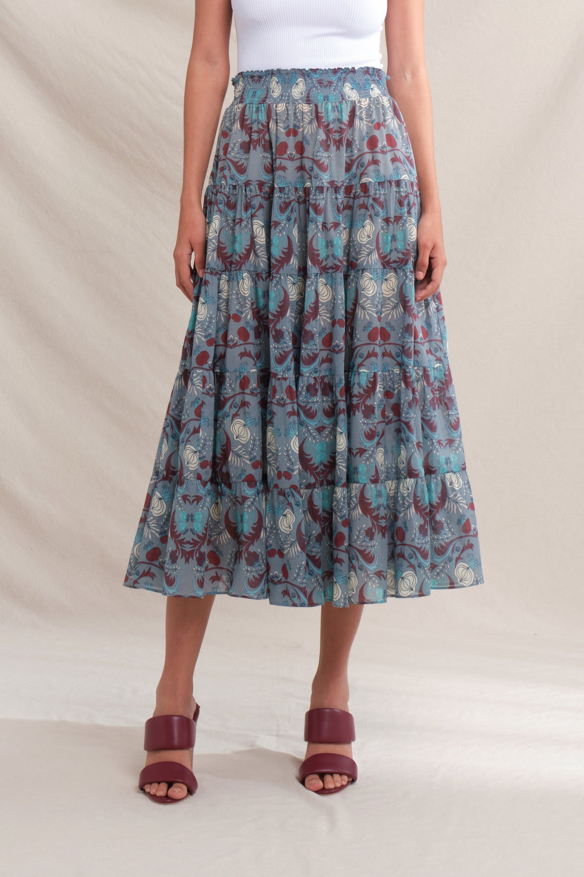 POPPY Skirt in Gray Delima