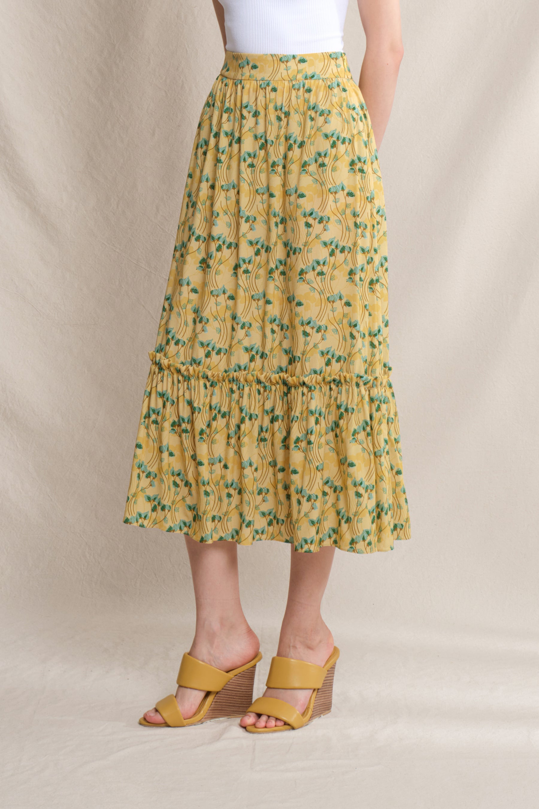 RAE Skirt in Yellow Cassia