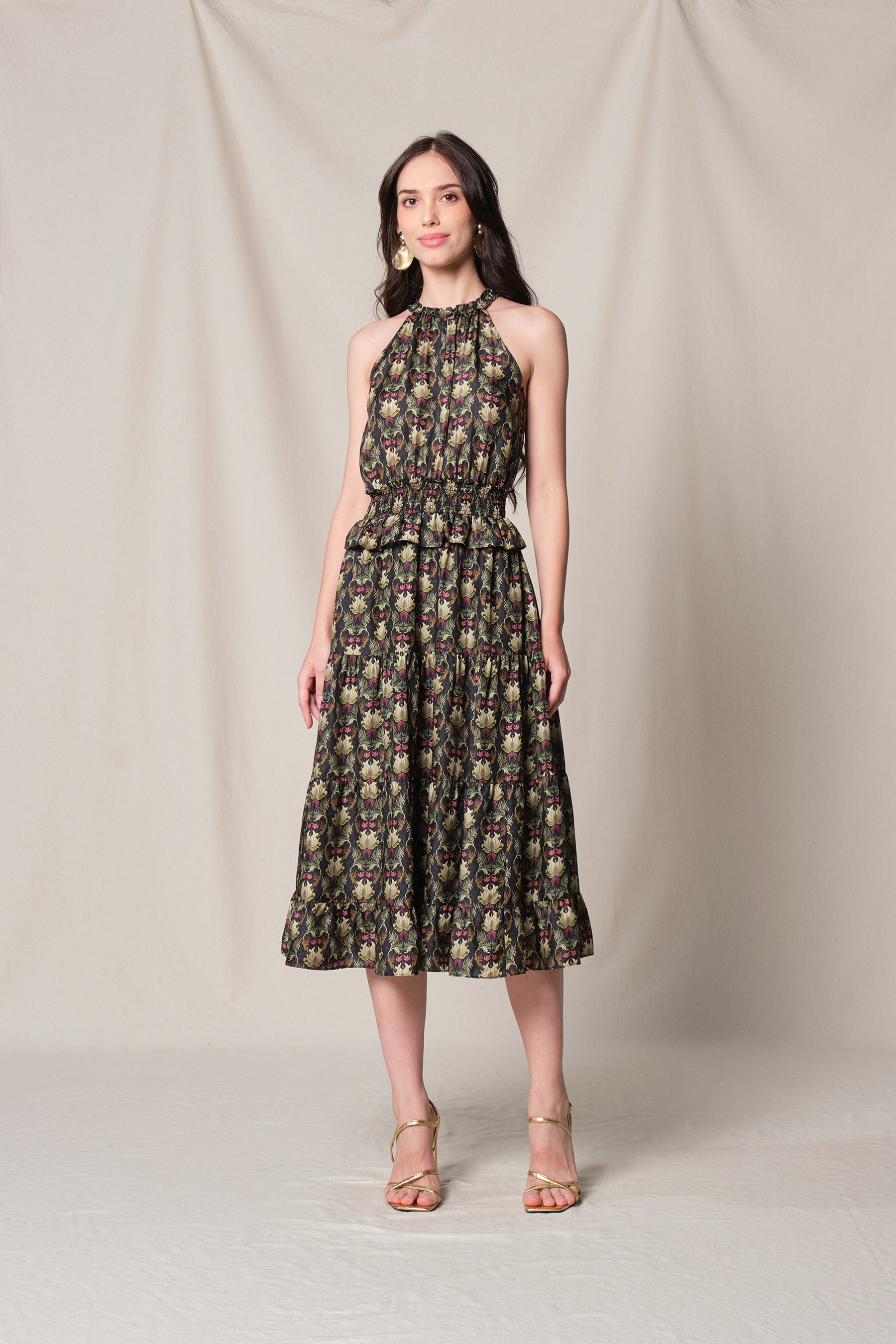 RISSA Dress in Black Sumpang