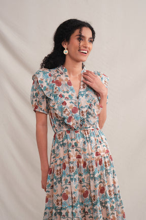 RUI Dress in Beige Delima
