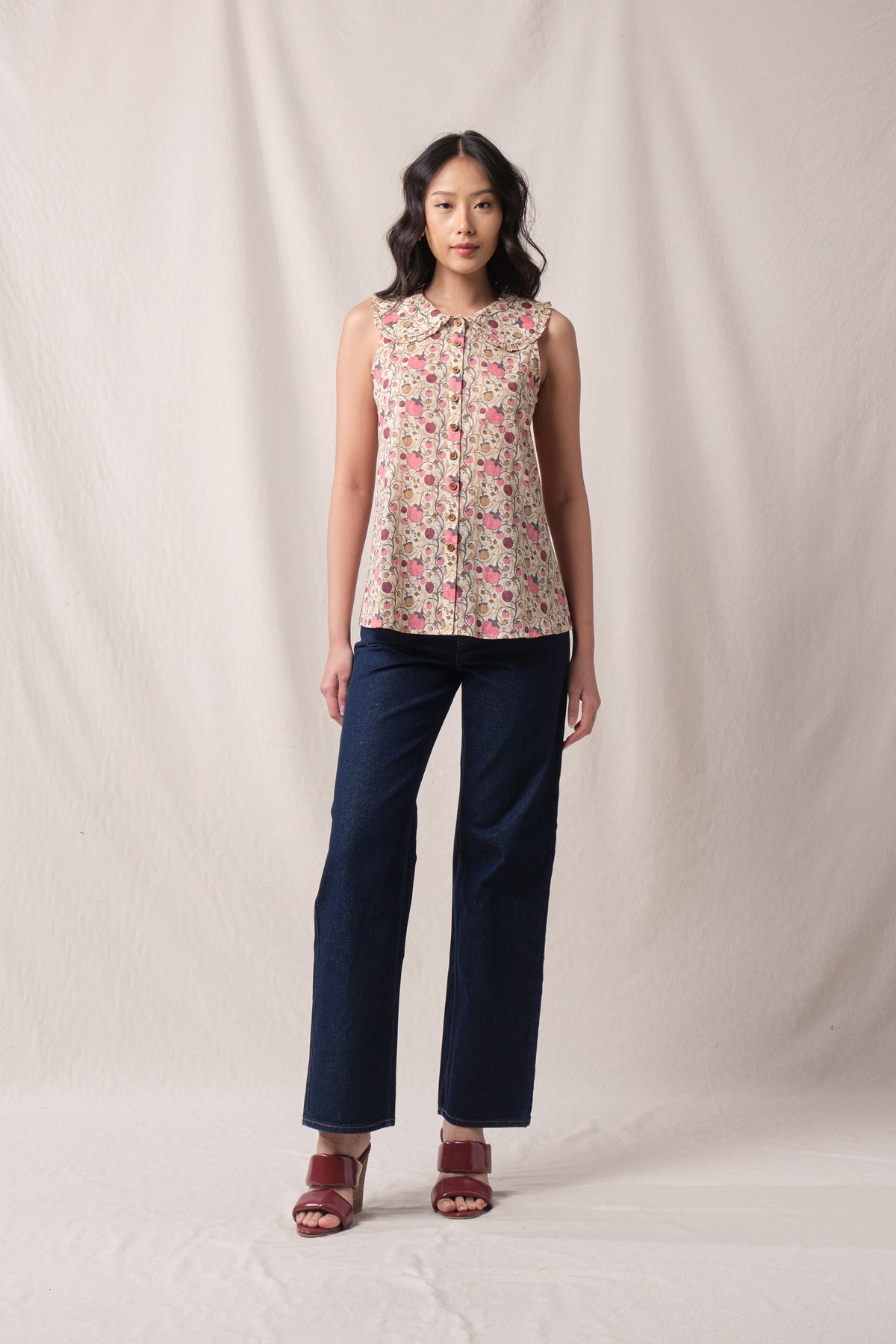 SABRINA Top in Beige Manggis