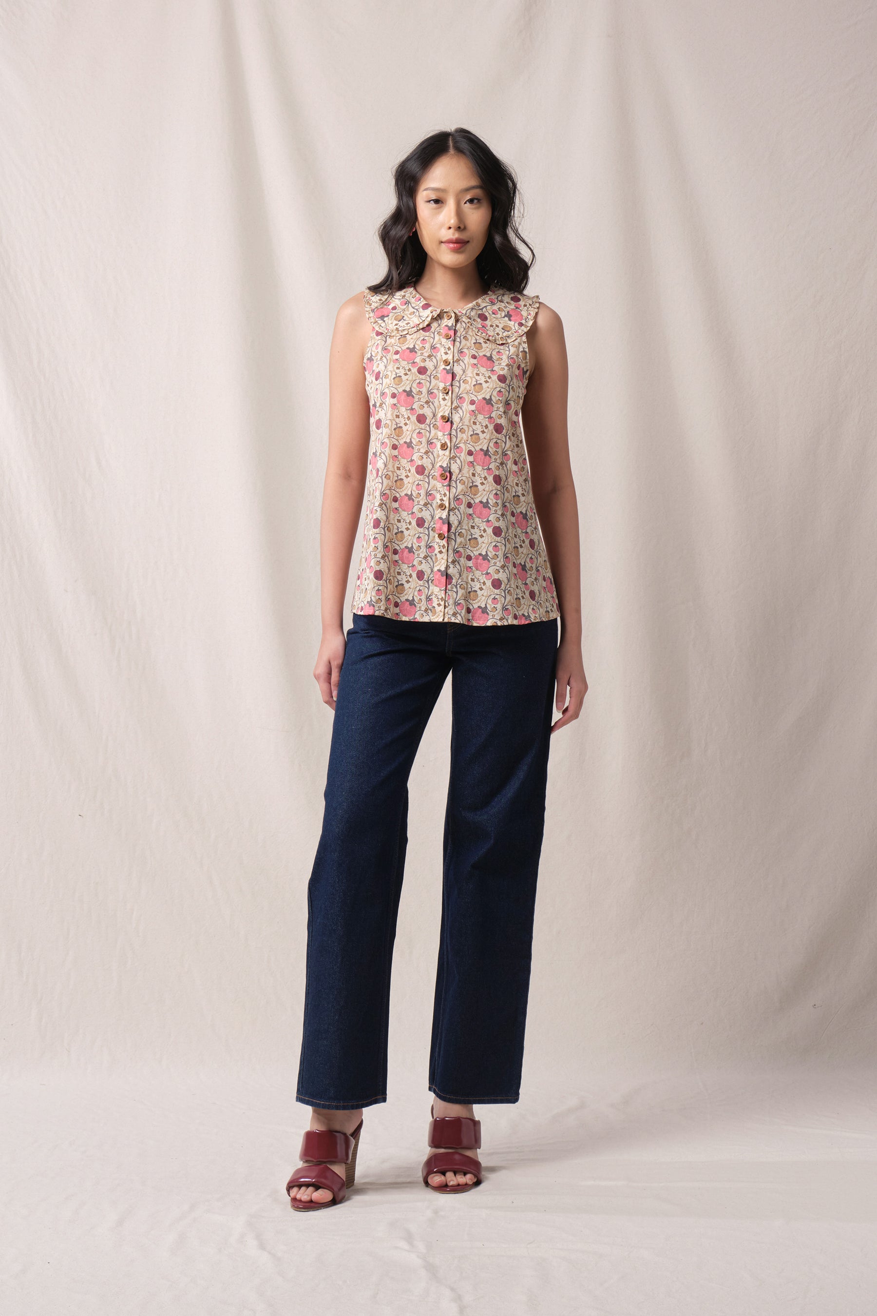 SABRINA Top in Beige Manggis