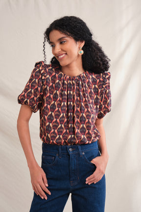 SAIA Top in Red Saeran
