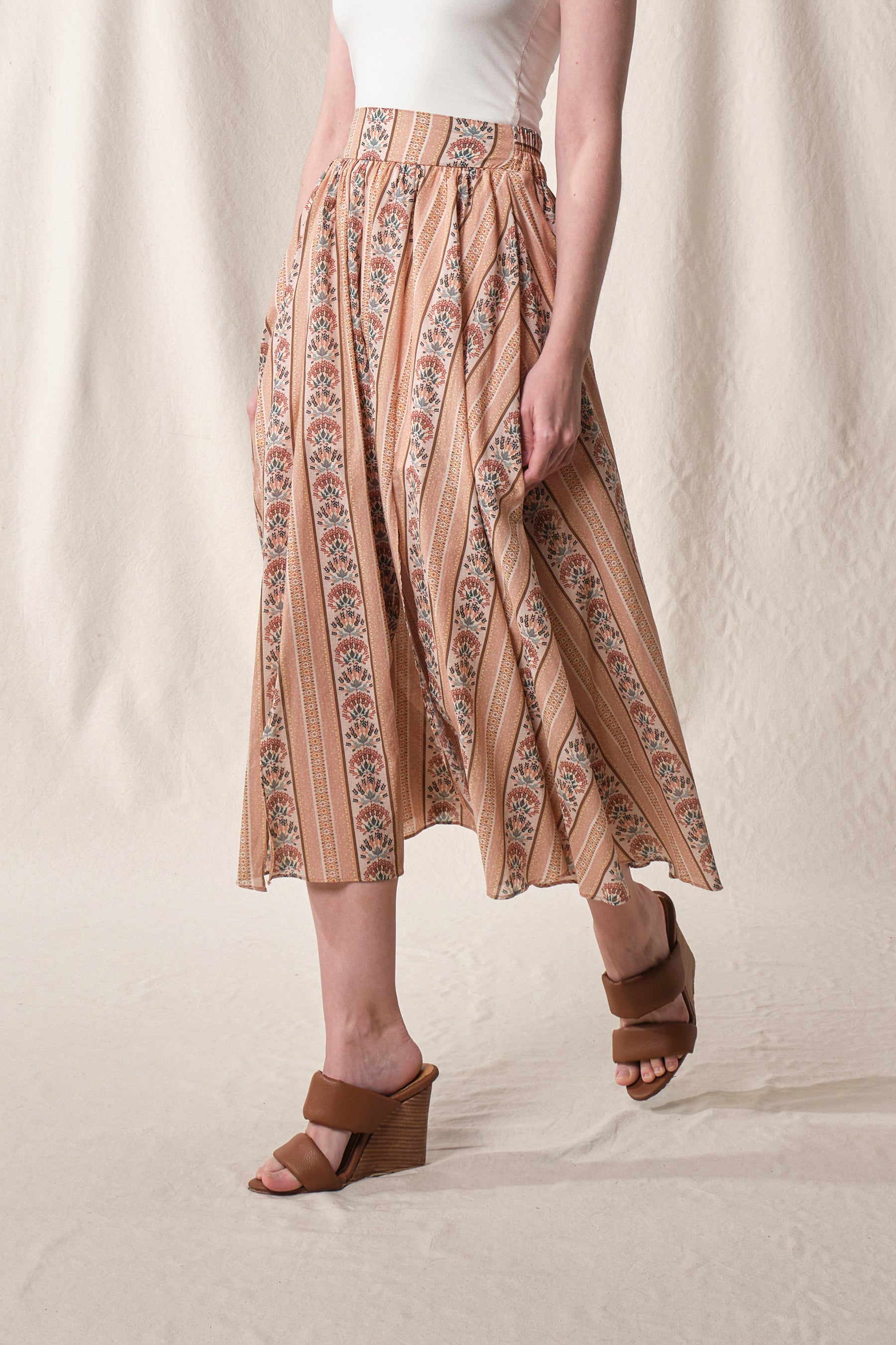 SALIMA Skirt in Pink Silpa