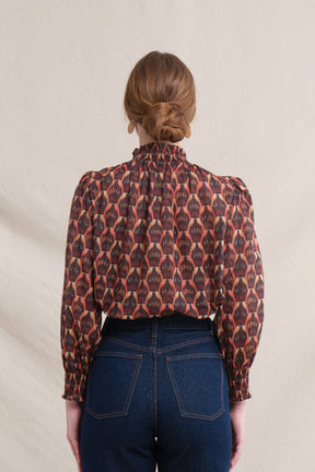VERA Top in Red Saeran