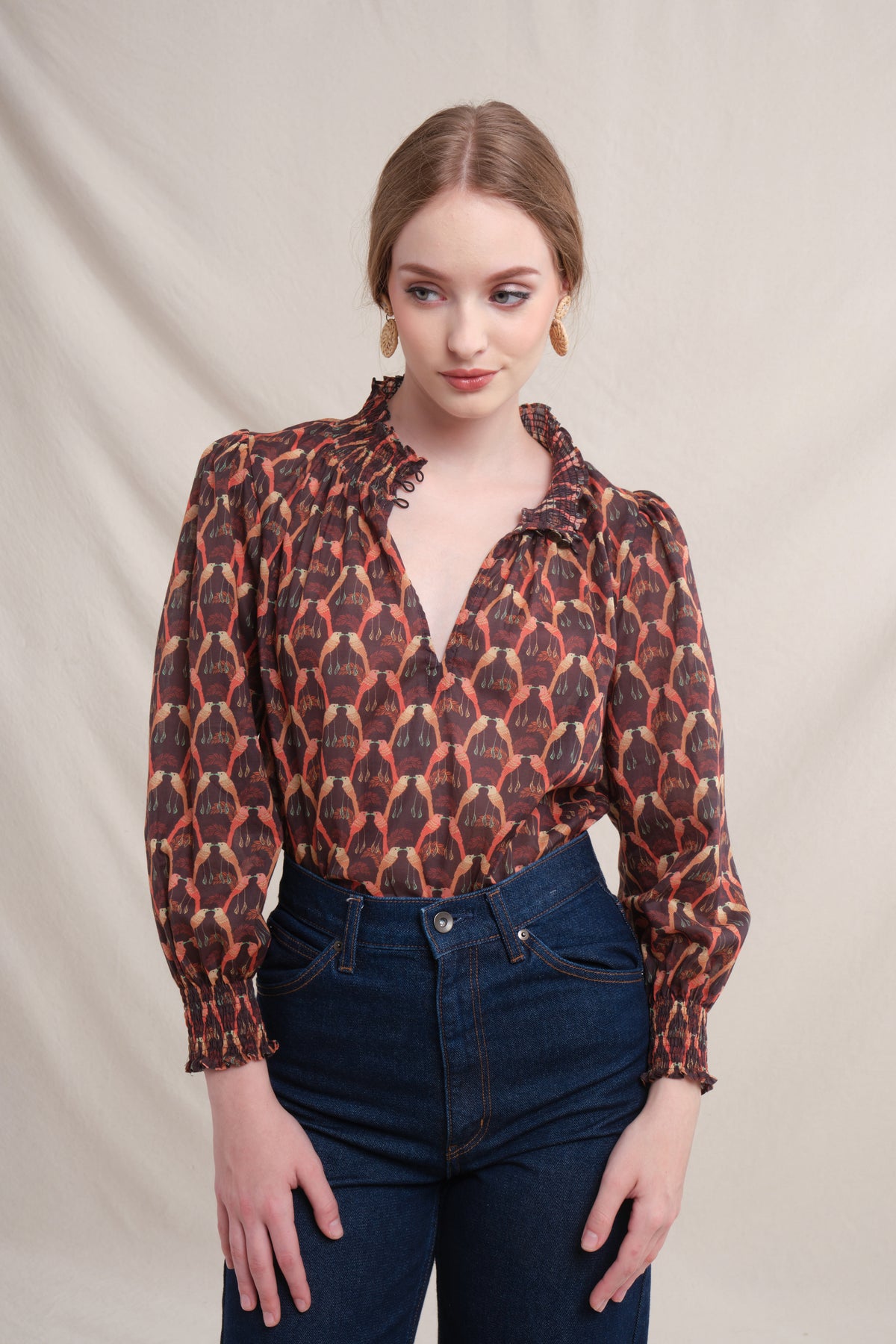 VERA Top in Red Saeran