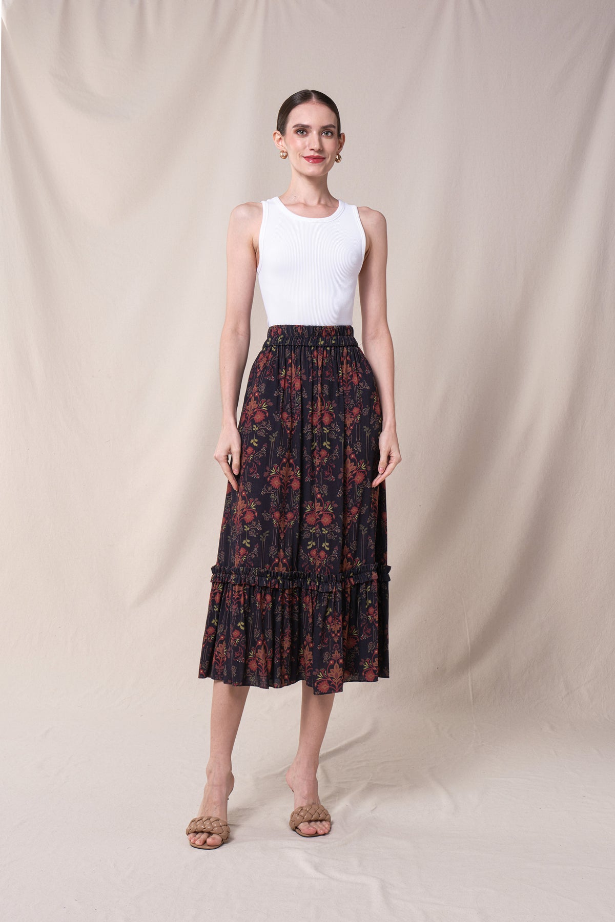 YUNA Skirt in Black Seraya