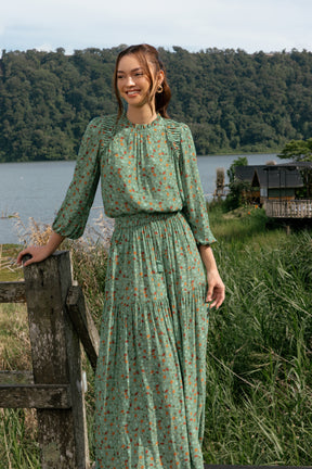 LANY Skirt in Green Kelana